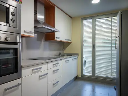 Rez-de-chaussée paisible avec jardin privatif et terrasse - Photo 20