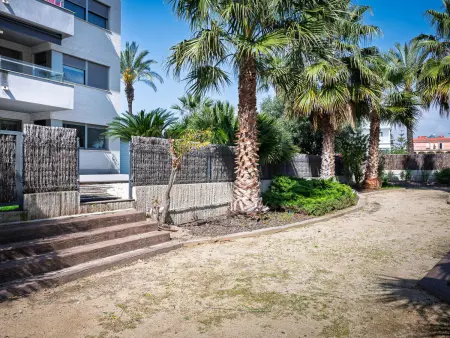 Rez-de-chaussée paisible avec jardin privatif et terrasse - Photo 26