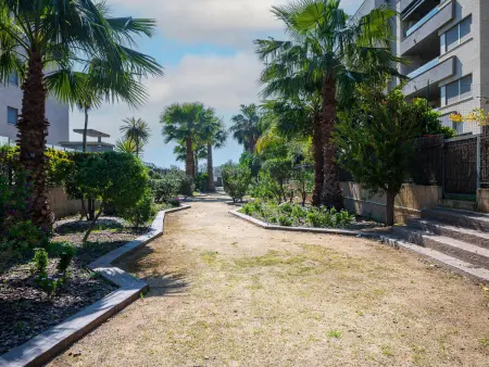 Rez-de-chaussée paisible avec jardin privatif et terrasse - Photo 27