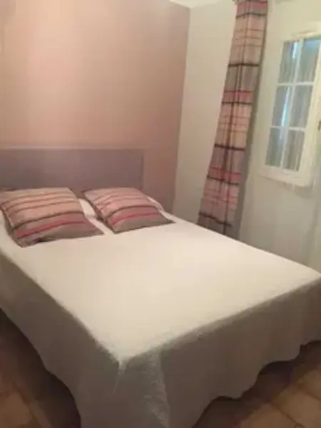 Villa familiale avec piscine à Milhaud - 100 m² - Photo 8