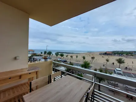 Appartement rénové avec parking, proche océan à Anglet - Photo 1