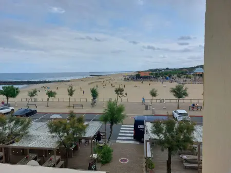Appartement rénové avec parking, proche océan à Anglet - Photo 2