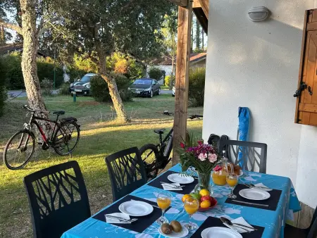 Maison confortable 6 pers, terrasse, résidence avec piscine et parking proche mer - Photo 3