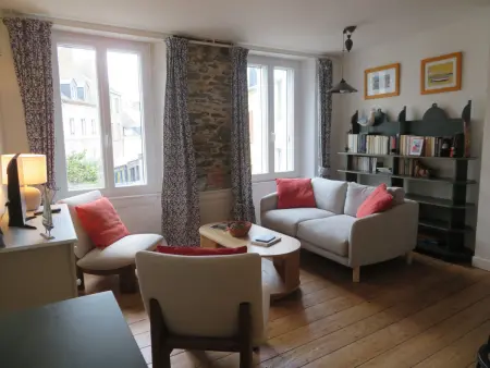 Charmant appartement au cœur de Le Palais, proche commerces et plage - Photo 2