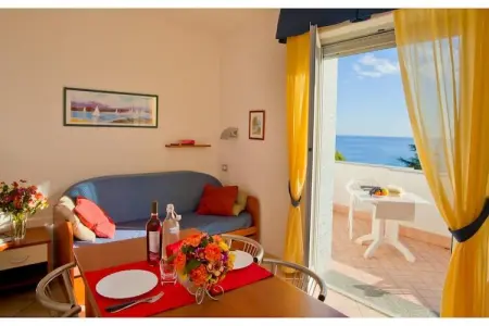 RESIDENCE SANT'ANNA BILOCALE 5 PAX CLASSIC B5CLA, Appartement Classique à Pietra Ligure - Photo 2