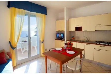 RESIDENCE SANT'ANNA BILOCALE 5 PAX CLASSIC B5CLA, Appartement Classique à Pietra Ligure - Photo 5