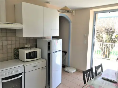 Maison cosy à Ruoms avec terrasse et animaux admis - Photo 8
