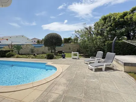 Élégante villa moderne à deux pas de la plage - Photo 3