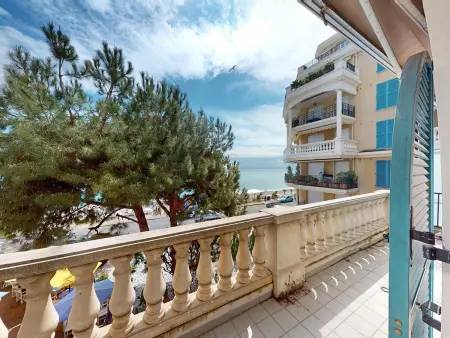 Grand 3P Centre Menton avec Terrasse, Parking et Piscine - Photo 1