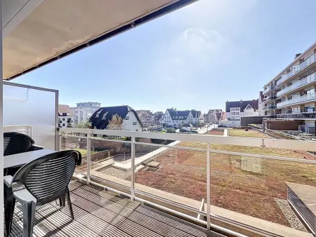 Cosy @ the beach studio with pool, Appartement 3 personnes à De Haan - Photo 3