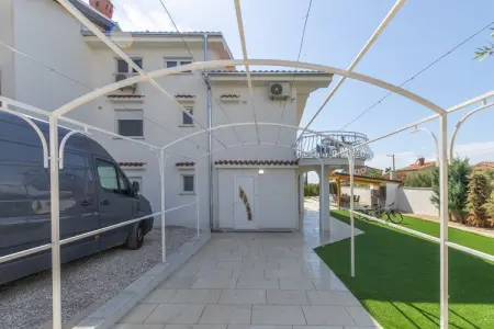 Villa Susanne with Private Pool, Villa relaxante près de Porec avec piscine - Photo 37