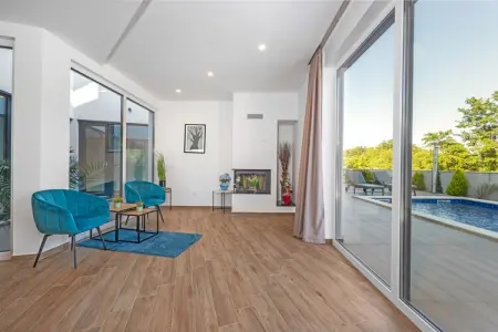 Villa Pinus, Villa avec piscine, salle de jeux, jardin - Photo 12
