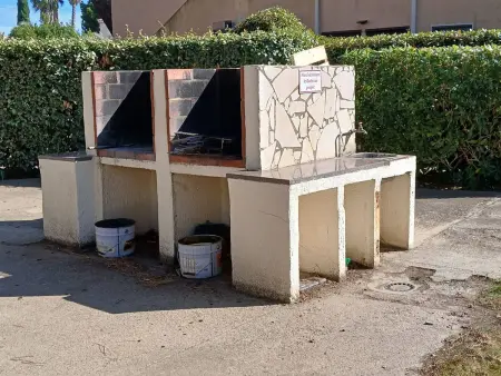 Studio Cabine Lumineux pour 4 au Grau d'Agde avec Vue Piscine et Parking - Photo 8