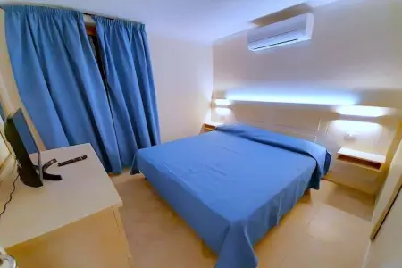 Bilocale 2/13 con AC, Appartement confortable à Olbia - Photo 17