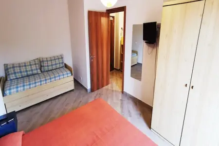 Residence dei Fiori - TWO-ROOM APT 3 PAX COMFORTB3C01, Appartement à Pietra Ligure - Photo 1