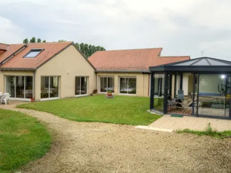 Gîte Tourangelle avec Piscine Intérieure, Wifi, Jardin - Photo 2