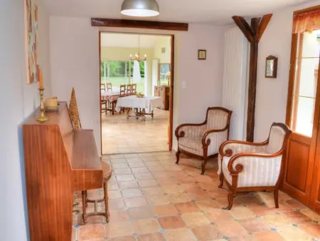 Gîte Tourangelle avec Piscine Intérieure, Wifi, Jardin - Photo 13