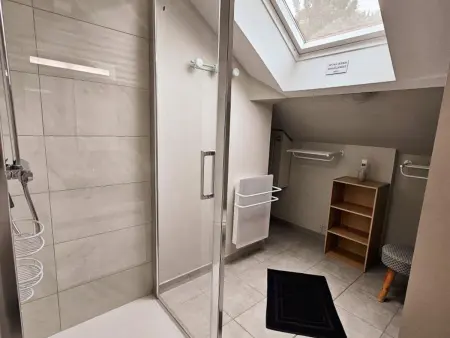 Gîte Tourangelle avec Piscine Intérieure, Wifi, Jardin - Photo 19
