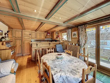 Appartement cosy proche centre village avec balcon et parking - Photo 2