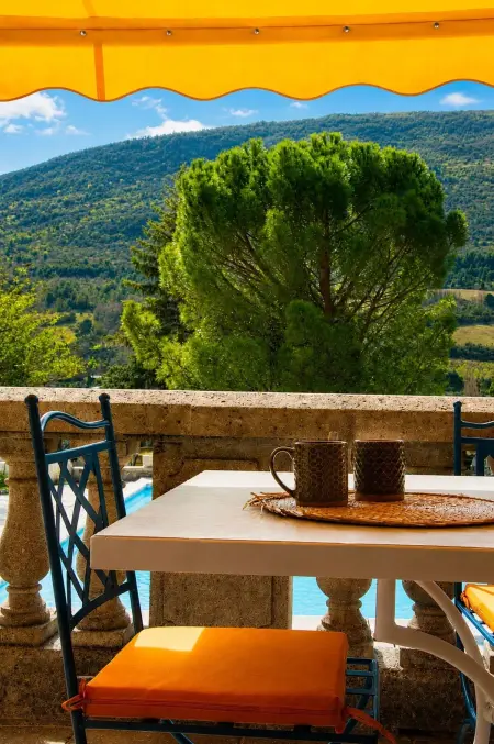 Charmante maison de vacances à La Roche-sur-le-Buis avec piscine - Photo 2