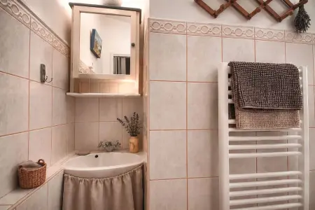 Charmante maison de vacances à La Roche-sur-le-Buis avec piscine - Photo 28