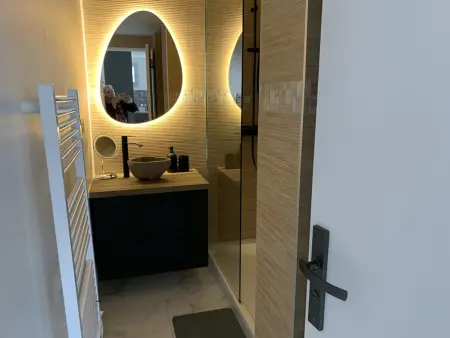 Beau T2 à Hyères avec Parking, Appartement 4 personnes à Hyères - Photo 4
