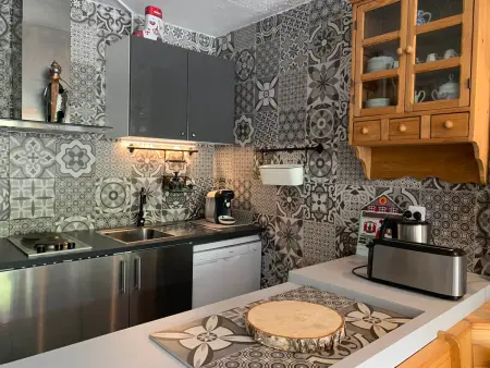 Studio rénové pour 4, balcon sud, parking privé à Pra Loup - Photo 8