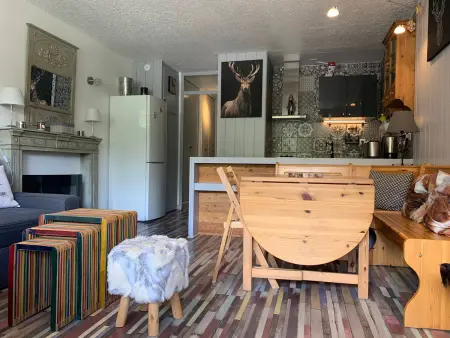 Studio rénové pour 4, balcon sud, parking privé à Pra Loup - Photo 9