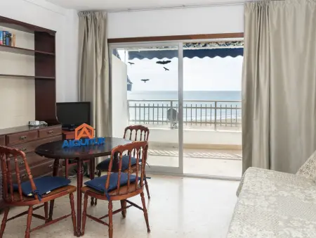 Appartement 1 Chambre Front de Mer avec Piscine & WiFi - Photo 4