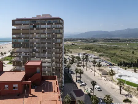 Appartement familial en bord de plage avec piscine, parking et Wi-Fi à Cullera - Photo 5