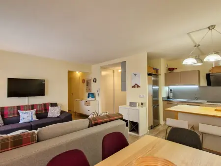 Appartement rénové avec terrasse au centre, 6 pers., vue pistes - Photo 2