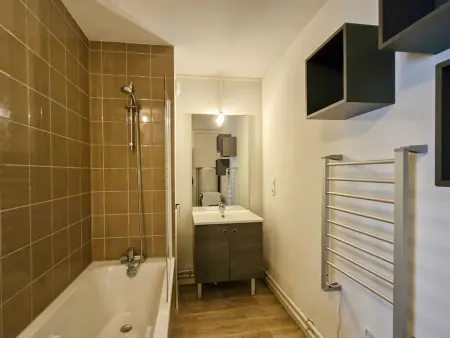 Appartement rénové avec terrasse au centre, 6 pers., vue pistes - Photo 11