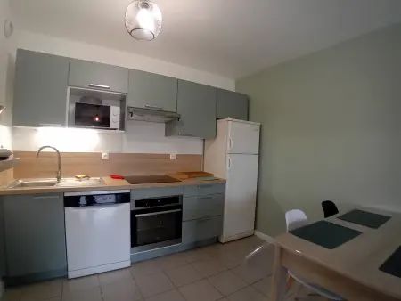 Appartement charmant proche plage avec terrasse et parking - Photo 7