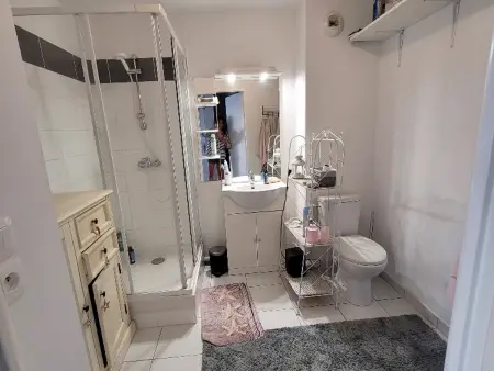 Appartement à 50m de la plage avec parking et Wi-Fi - Photo 5