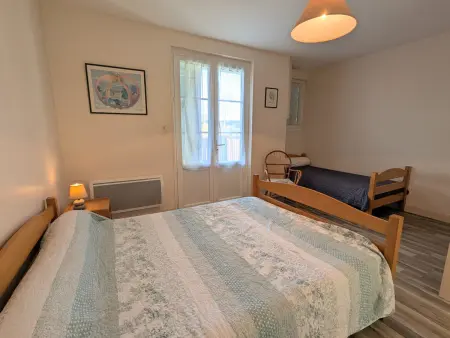 Gîte au Bord de la Creuse avec Jardin Privé, Gite 6 personnes à Ceaulmont - Photo 10