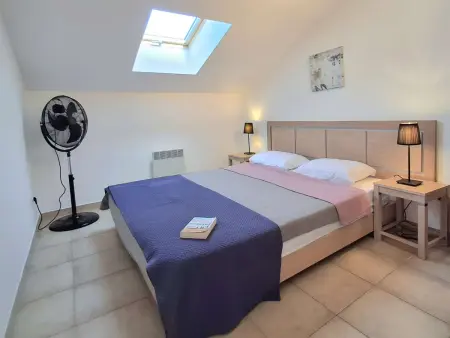 Appartement climatisé 4/6 personnes proche plage avec deux chambres - Photo 7