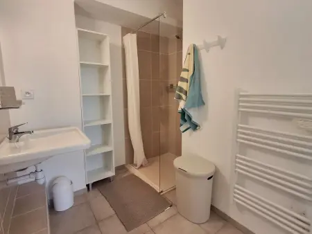 Appartement climatisé 4/6 personnes proche plage avec deux chambres - Photo 12