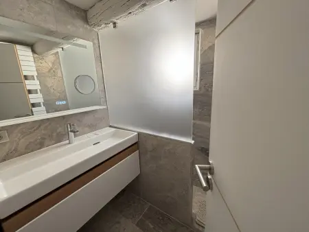 ARLES: Duplex Chic Centre - Clim & Vue Imprenable - Photo 23