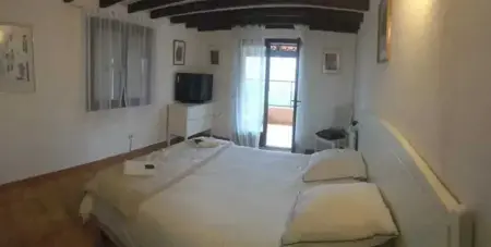 Villa charmante avec piscine privée à La Londe-les-Maures - Photo 11