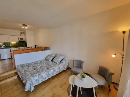 Studio à L'Escala à 300m de la plage, vue piscine commune - Photo 10