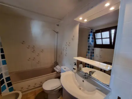 Studio à L'Escala à 300m de la plage, vue piscine commune - Photo 13
