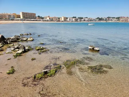 Studio à L'Escala à 300m de la plage, vue piscine commune - Photo 17