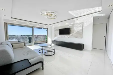 SA-628-ROYALE, Appartement moderne - AC-1BR- 4P - Mandelieu - Photo 8