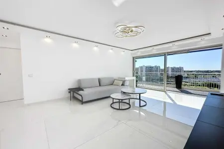 SA-628-ROYALE, Appartement moderne - AC-1BR- 4P - Mandelieu - Photo 10