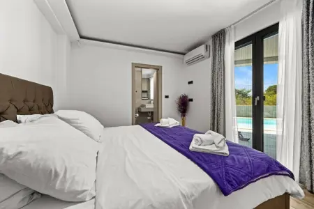 Villa Speranza with Private Illuminated Pool, Villa avec piscine privée éclairée - Photo 31