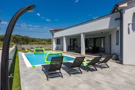 Villa Speranza with Private Illuminated Pool, Villa avec piscine privée éclairée - Photo 42