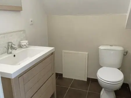Maison indépendante à Saint-Germain-sur-Ay avec jardin privé - Photo 12