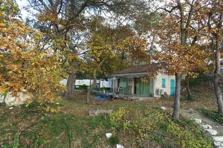 Maison confortable à Velleron de 50 m² avec piscine - Photo 7