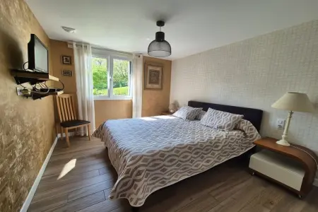 Joli rez-de-jardin avec terrasse sud plage 800 m, Appartement à Erquy proche plages - Photo 5