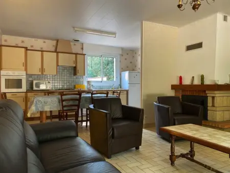 Maison Individuelle à Jard-sur-Mer avec Terrasse et Jardin - Photo 2